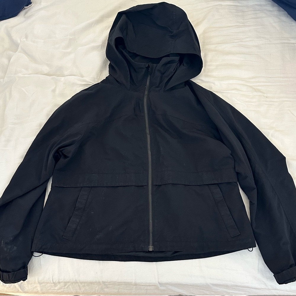 Women’s Lululemon jumper jacket. Light weight jacket hoody.